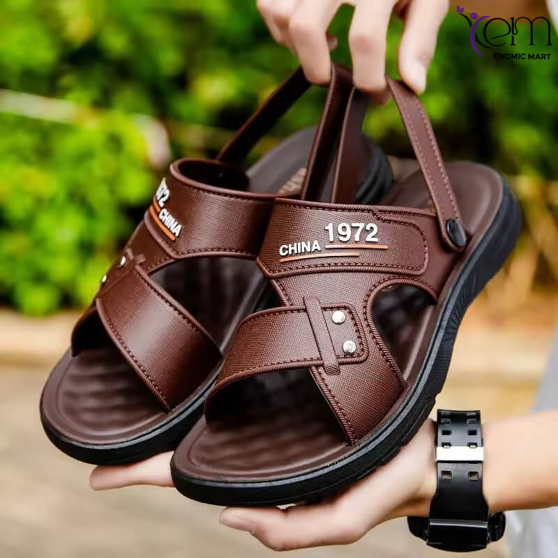 Outdoor Open Toe Solid Men's Summer Waterproof Breathable Non-Slip Soft Sole Buckle Strap Driving Beach Shoes Dual-Use Sandals