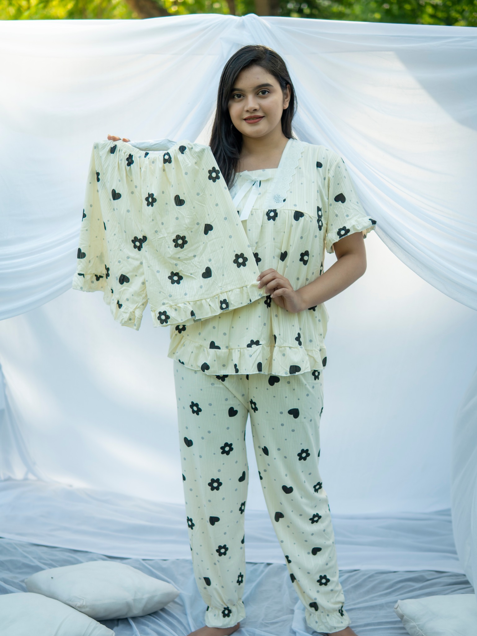 Hot selling women's pajamas